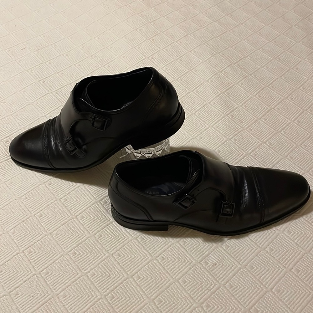 COLE HAAN, Size 11, GRANDOS, Black Leather Dress shoes.